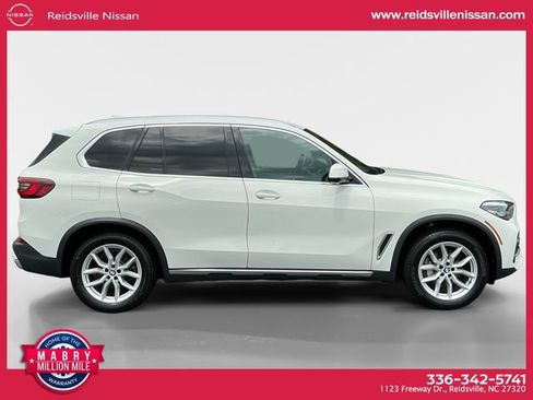Used 2021 BMW X5 xDrive40i w/ Premium Package AWD/4WD image 7