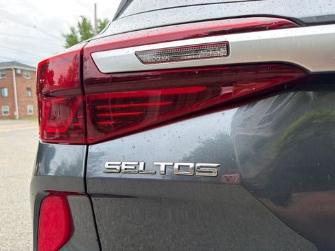 Certified 2021 Kia Seltos S AWD/4WD image 11