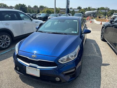 Used 2020 Kia Forte LXS FWD image 5
