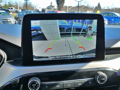 Used 2022 Ford Escape SE w/ Cold Weather Package image 31