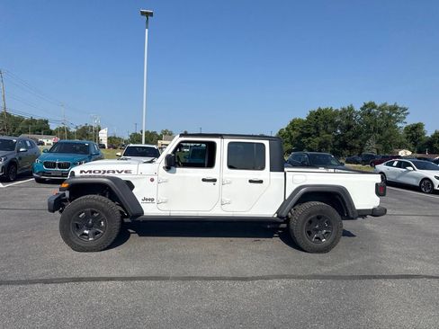 Used 2021 Jeep Gladiator Mojave w/ Cold Weather Group AWD/4WD image 4