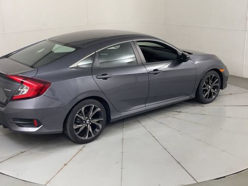 Used 2020 Honda Civic Sport image 2