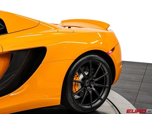 Used 2013 McLaren MP4-12C Spider RWD image 20