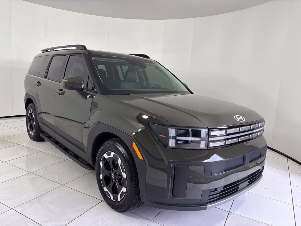 Used 2025 Hyundai Santa Fe SEL FWD image 7