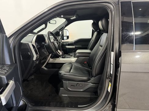 Used 2020 Ford F150 Lariat w/ Equipment Group 502A Luxury AWD/4WD image 15
