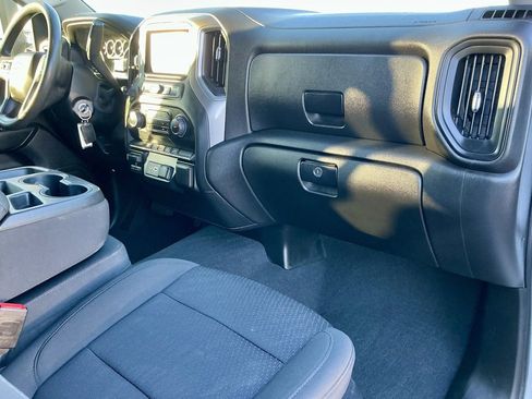 Used 2022 Chevrolet Silverado 2500 Custom w/ Custom Value Package image 24