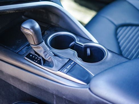 Certified 2024 Toyota Camry SE w/ Convenience Package image 23