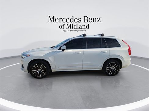 Used 2020 Volvo XC90 T5 Momentum w/ Protection Package image 5