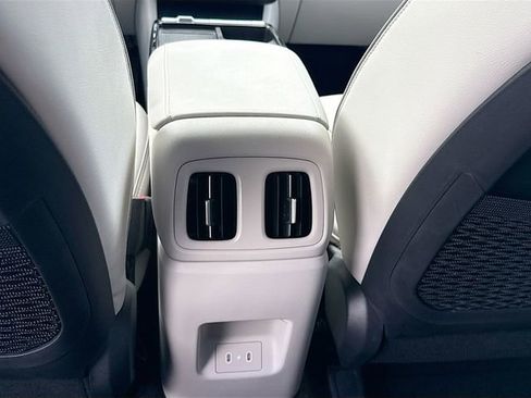 Certified 2026 Hyundai Tucson Limited FWD image 25