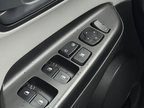 Certified 2023 Hyundai Kona SEL AWD/4WD image 18