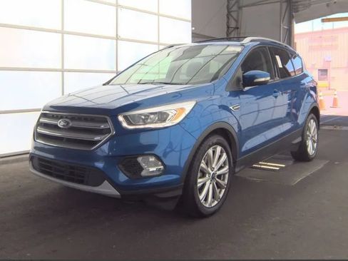Used 2017 Ford Escape Titanium FWD image 1