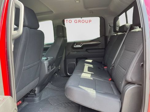Used 2023 Chevrolet Silverado 1500 LT Trail Boss w/ Convenience Package II AWD/4WD image 15