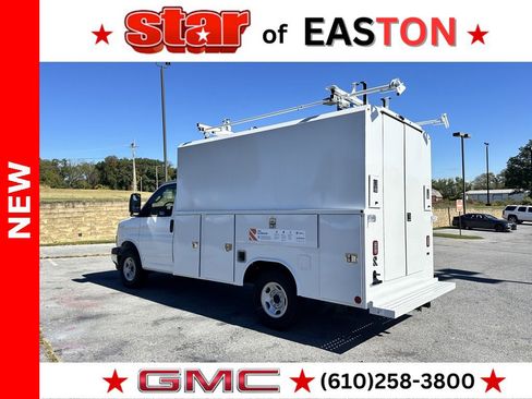 New 2025 GMC Savana 3500 w/ Power Convenience Package image 6