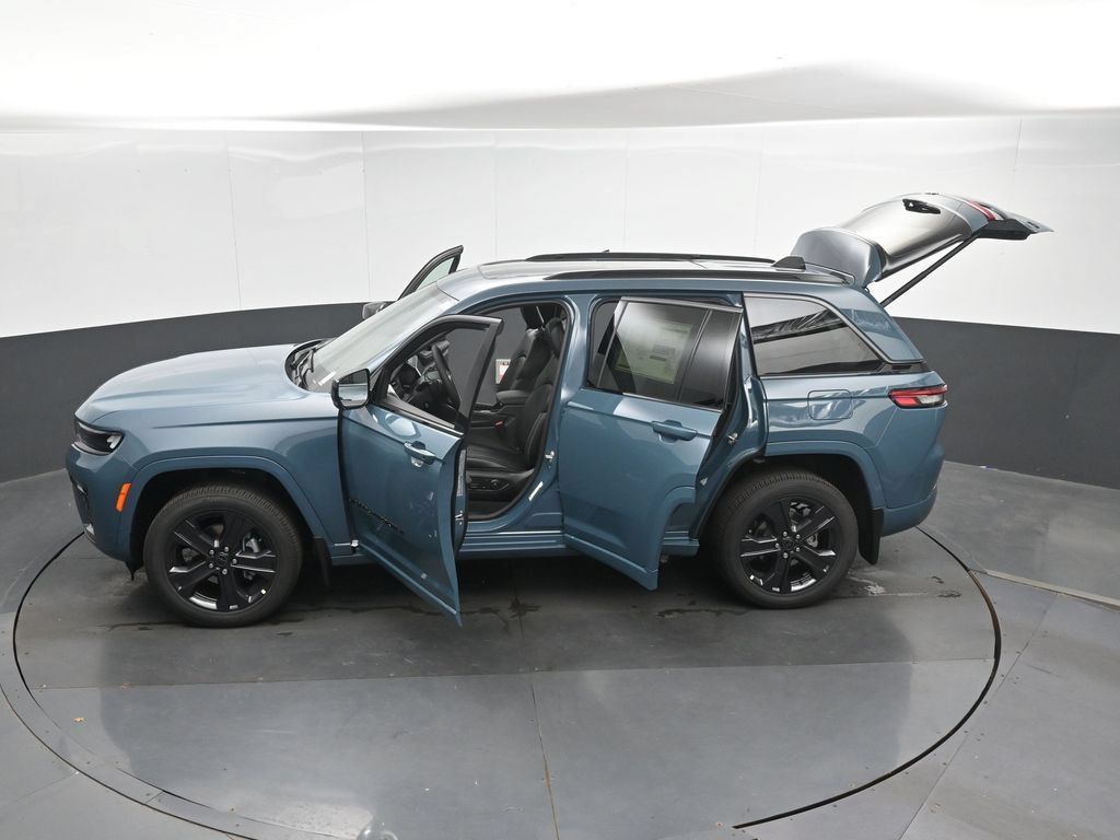 New 2027 Jeep Grand Cherokee Limited AWD/4WD image 54