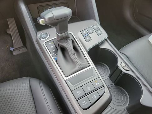 New 2026 Kia Sportage SX FWD image 28