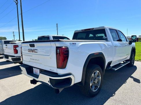 Used 2025 GMC Sierra 2500 SLT AWD/4WD image 3