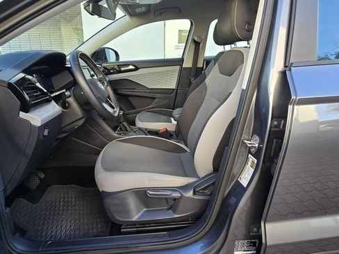 Certified 2023 Volkswagen Taos S image 11
