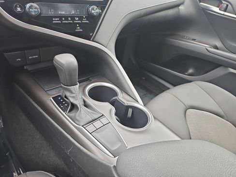Used 2024 Toyota Camry LE FWD image 24