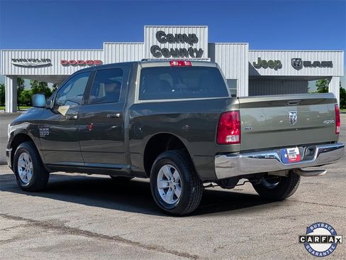 Used 2021 RAM 1500 Classic SLT image 6