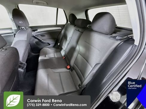 Used 2017 Volkswagen Golf S FWD image 25