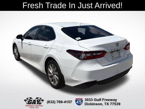 Used 2022 Toyota Camry LE w/ Convenience Package FWD image 7