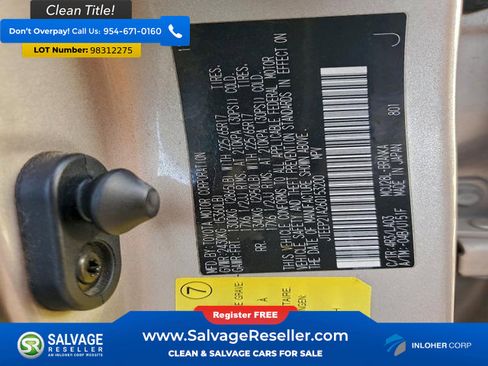 Used 2006 Toyota Highlander 4WD V6 w/ 3rd Row image 17