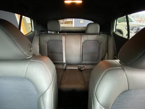 Used 2024 Buick Envista Preferred w/ Convenience I Package image 18