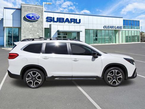 Used 2025 Subaru Ascent Limited AWD/4WD image 7