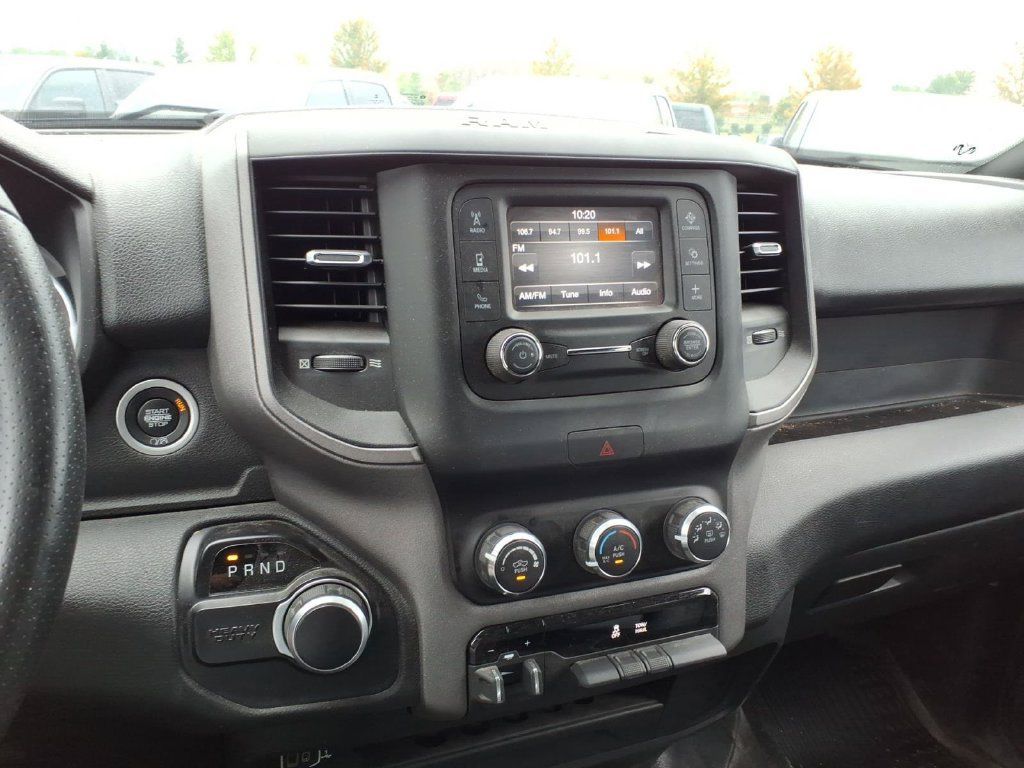 Used 2021 RAM 2500 Tradesman w/ Chrome Appearance Group AWD/4WD image 12