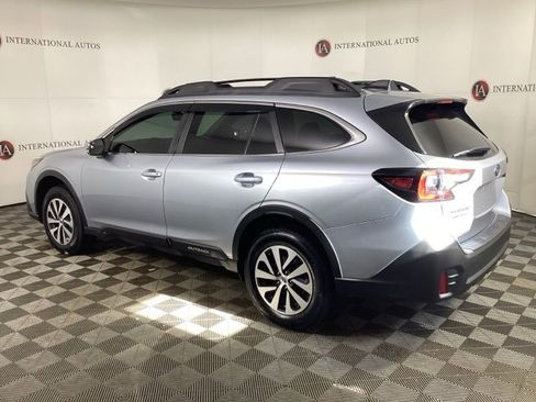 Used 2020 Subaru Outback Premium image 7