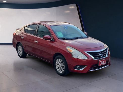 Used 2016 Nissan Versa SV w/ SV Appearance Package FWD image 7