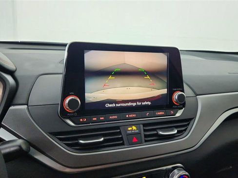 Certified 2024 Nissan Altima 2.5 SR image 32