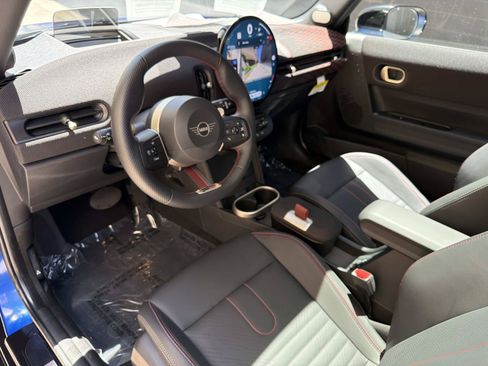 Used 2026 MINI Cooper S FWD image 10