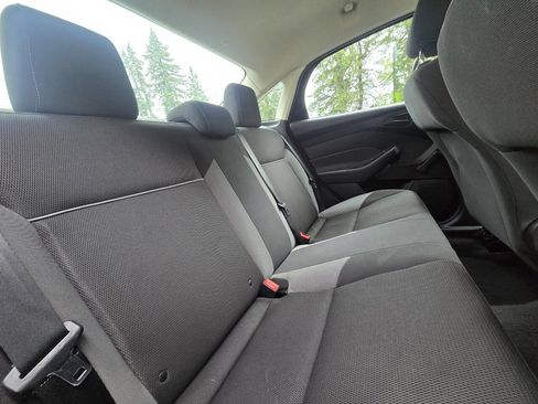 Used 2012 Ford Focus S FWD image 29