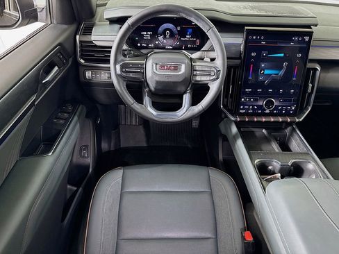 Certified 2024 GMC Acadia AT4 w/ LPO, Floor Liner Package AWD/4WD image 21