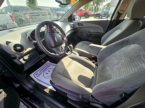 Used 2015 Chevrolet Sonic LS image 16
