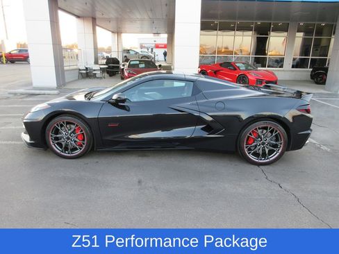Used 2023 Chevrolet Corvette Stingray Premium Conv w/ Z51 Performance Package image 2