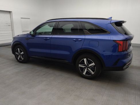 Used 2023 Kia Sorento S FWD image 3