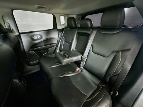 Used 2019 Jeep Compass Limited FWD image 25