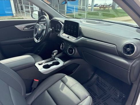 Used 2023 Chevrolet Blazer LT w/ Midnight/Sport Edition FWD image 25