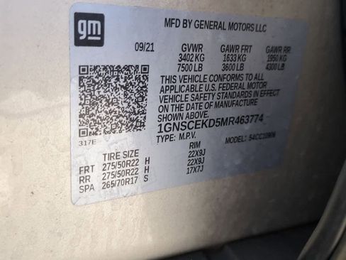 Used 2021 Chevrolet Suburban RST image 36