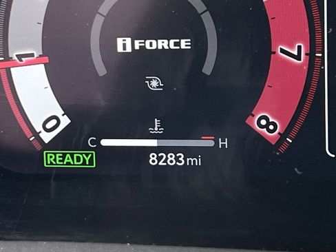 Used 2025 Toyota Tacoma Trailhunter image 17