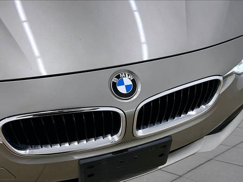 Used 2018 BMW 320i Sedan RWD image 29