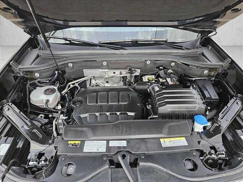 Used 2024 Volkswagen Atlas Peak Edition SEL AWD/4WD image 28