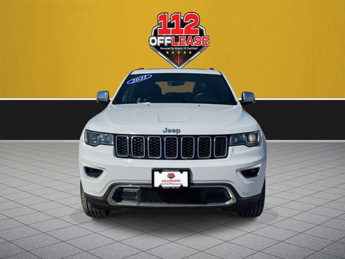 Used 2021 Jeep Grand Cherokee Limited image 3