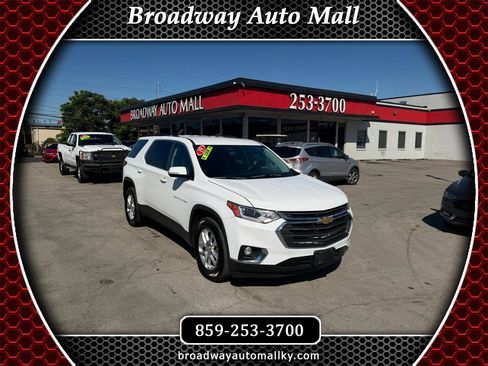 Used 2019 Chevrolet Traverse LT FWD image 1