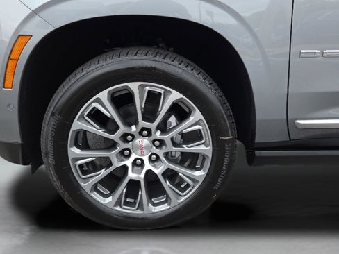 New 2026 GMC Yukon XL Denali w/ Denali Reserve Package AWD/4WD image 30