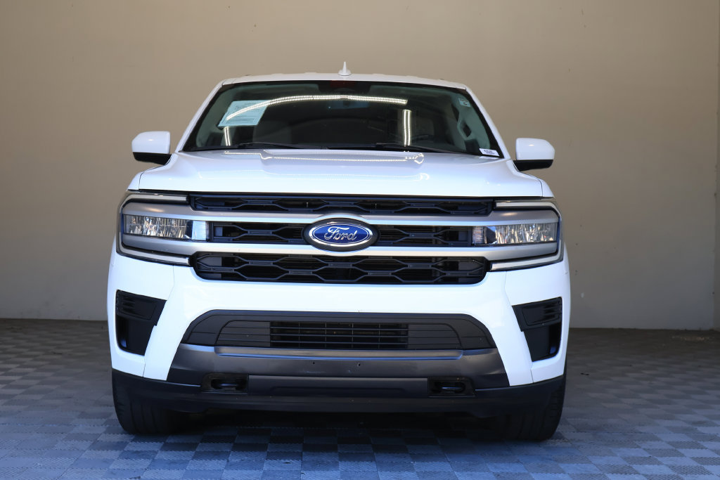 Used 2022 Ford Expedition XLT AWD/4WD image 4