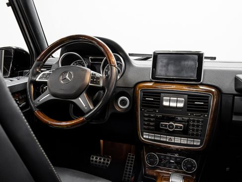Used 2015 Mercedes-Benz G 63 AMG 4MATIC image 25