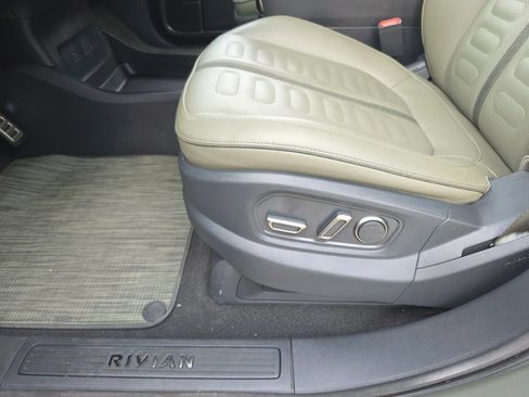 Used 2023 Rivian R1S Launch Edition Quad AWD/4WD image 26